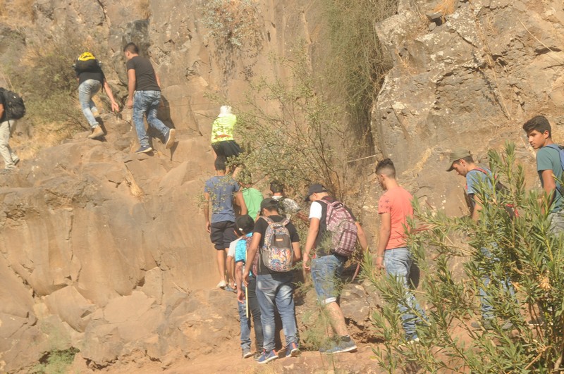 جمعيَّة حماية الطَّبيعة تُنظّم رحلة مبيت لطُلّاب مدرسة مفتان حزّور المغار للتَّعرُّف على البلاد