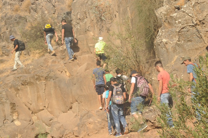 جمعيَّة حماية الطَّبيعة تُنظّم رحلة مبيت لطُلّاب مدرسة مفتان حزّور المغار للتَّعرُّف على البلاد