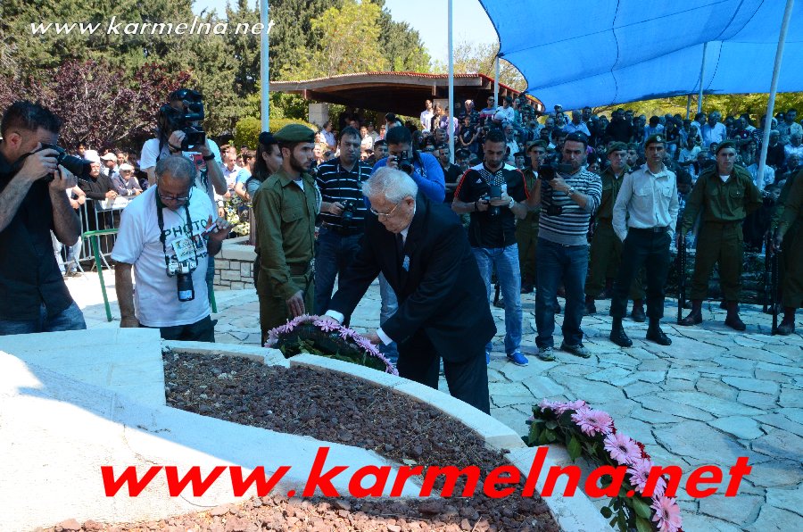 טכס הזיכרון לחללי העדה בבית הקברות הצבאי