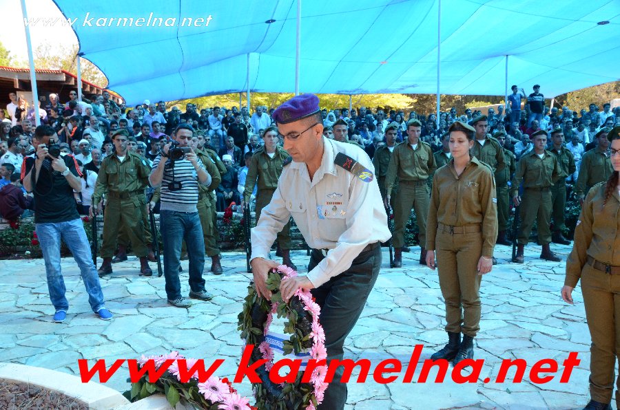 טכס הזיכרון לחללי העדה בבית הקברות הצבאי