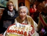المعمرة الأكبر في العالم تحتفل بعيد ميلادها الـ117